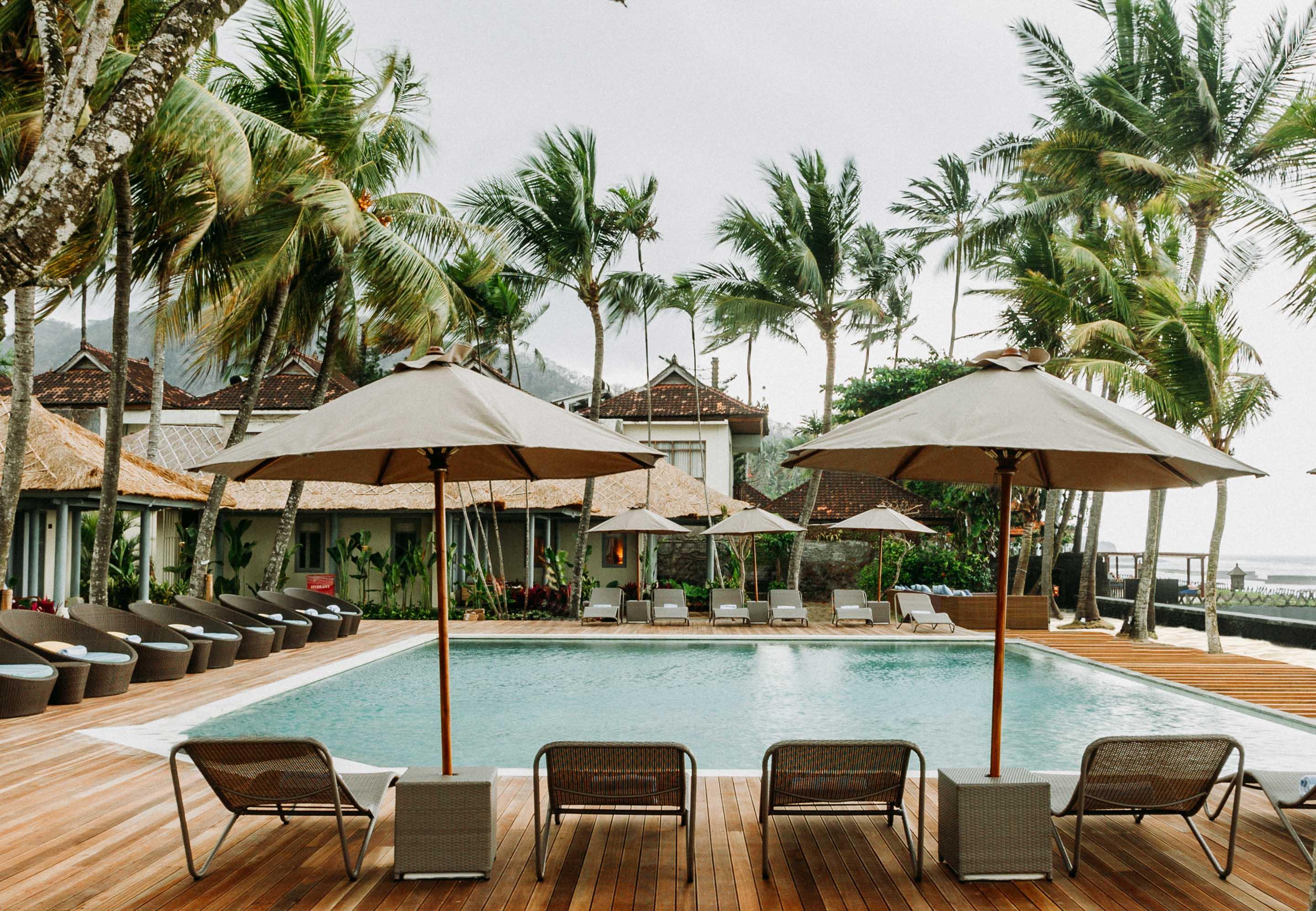 Nirwana Beach & Resort Candidasa Exteriör bild The swimming pool at the resort