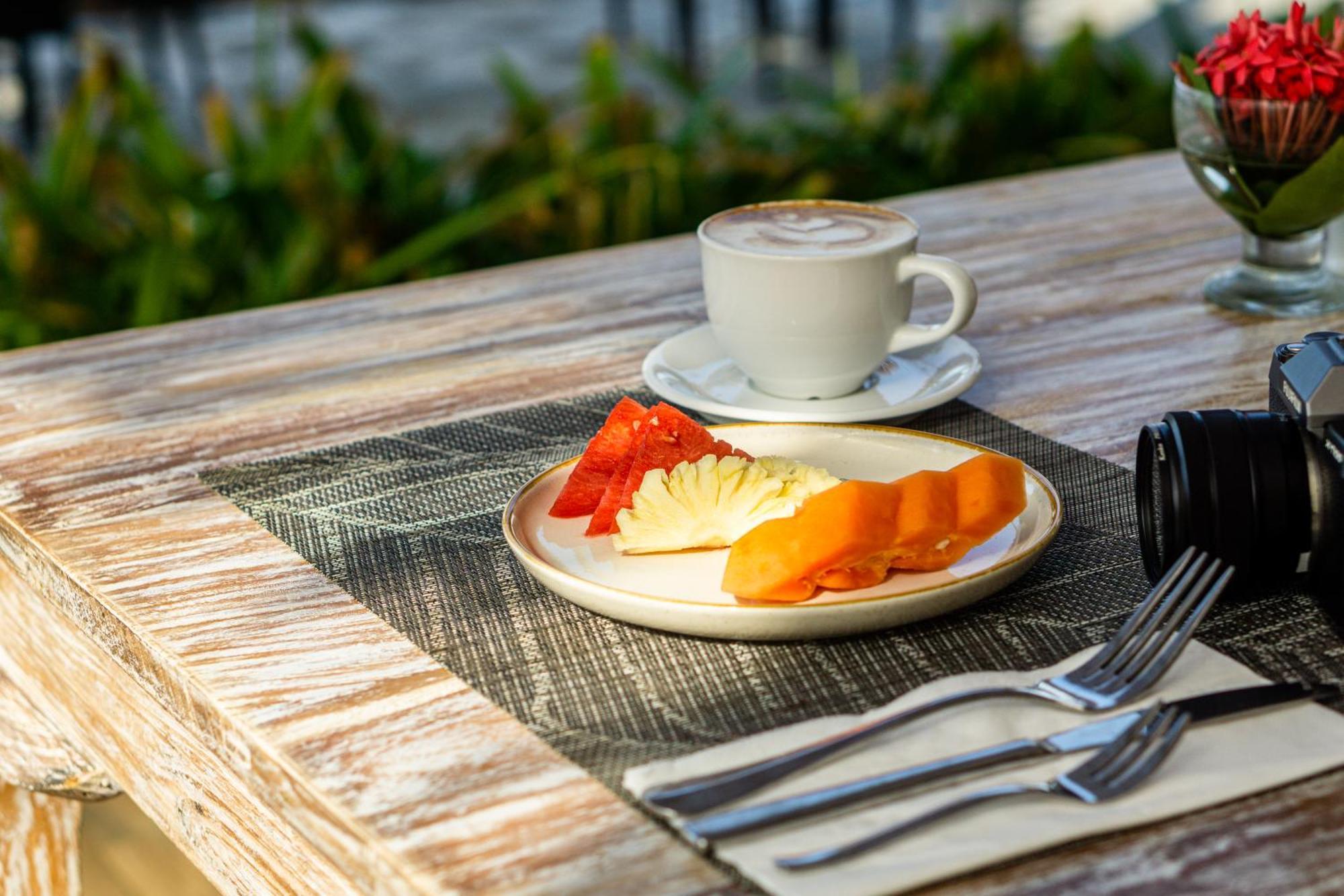 Nirwana Beach & Resort Candidasa Exteriör bild A placemat